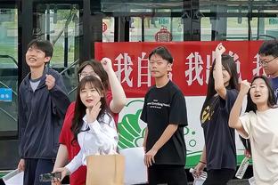 斯帕莱蒂至今执教意大利8场比赛，已有4名球员上演国家队首秀